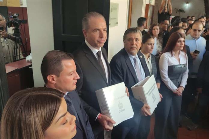 Entregan al Congreso proyecto de presupuesto de Jalisco por 193 mil 640 MDP Entregan al Congreso proyecto de presupuesto de Jalisco por 193 mil 640 MDP